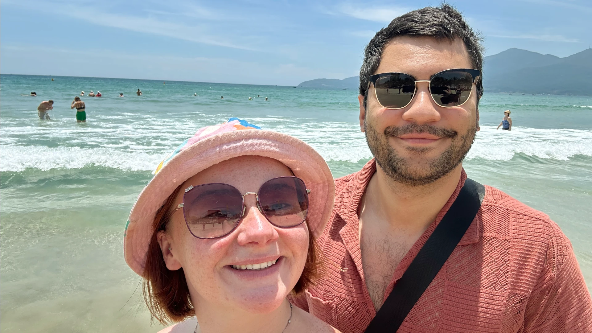 Ramiro and Eloise at the beach